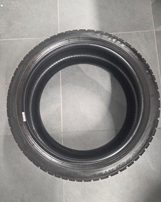 Gomme Pirelli Pzero Winter MO 245 40 20 99Y M+S
