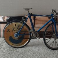 edizione rara - 2 Accendini formato bici - vintage