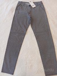 pantaloni donna elasticizzati.nuovi con etichetta 