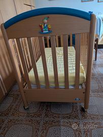 Lettino Pali con materasso, cuscino e paracolpi