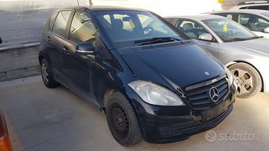 Mercedes Classe A 2.0 Diesell anno 2008 X ricambi