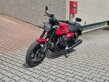 Moto Guzzi V7 Sport