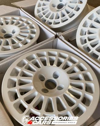 Set di cerchi in lega dedica Montecarlo da 15 4x98