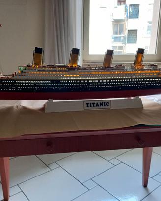 Modellino TITANIC