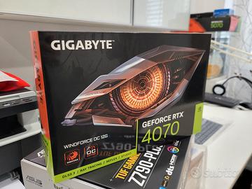 RTX4070 OC 12GB.