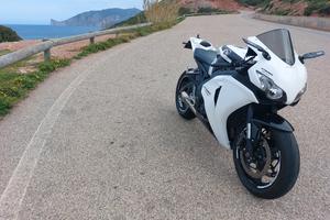 honda cbr 1000 rr