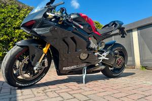 Ducati v4s 2021 full carbon full titanium exhaust