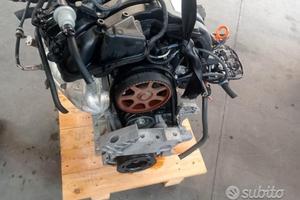 Motore Volkswagen audi 1.6 benzina CHG