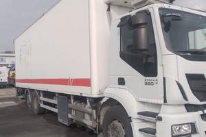 Iveco AD 260 Y/P360 MOTRICE ISOTERMICA CON FR...