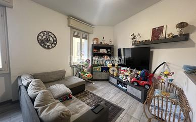 TRILOCALE RECENTEMENTE RISTRUTTURATO, IN CENTRO AD