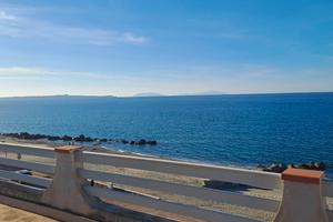 ESCLUSIVO 5 VANI CON TERRAZZO a 10 metri dal mare