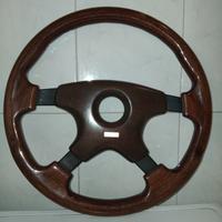 Volante Momo Vintage 