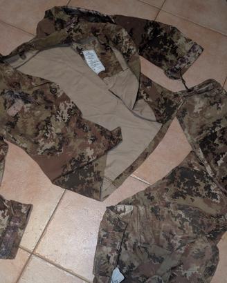 mimetica esercito uniforme 