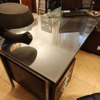 Scrivania  ufficio con cassettiere