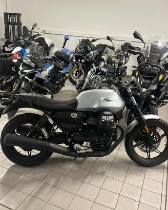 MOTO GUZZI V7 850 Stone Abs