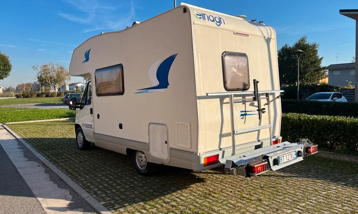 Camper elnagh anno 2001 con porta moto