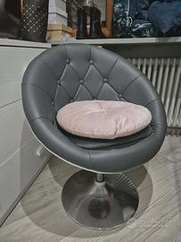 sedia girevole poltroncina pelle grigio bianco 