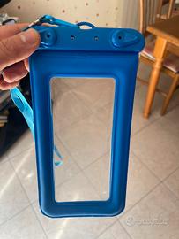 Custodia impermeabile per smartphone