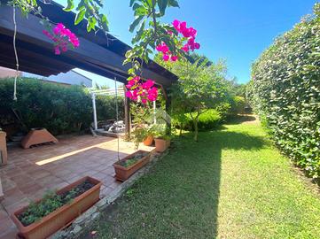 VILLA A SCHIERA A STINTINO