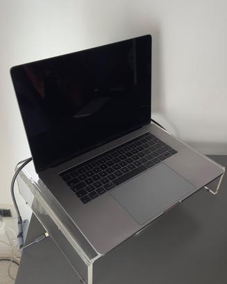 MacBook Pro 15 pollici Touch Bar Late 2016