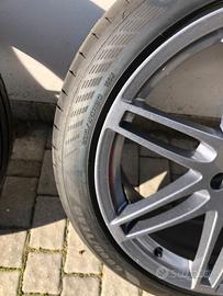 GOMME + CERCHI 245/45 R20–SET COMPLETO COME NUOVO