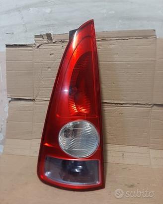 Stop posteriore sx renault espace