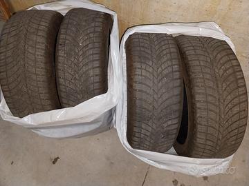 4 pneumatici GOODYEAR 4 stagioni-185/55/15 86V