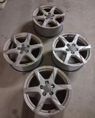 4 cerchi audi da 17