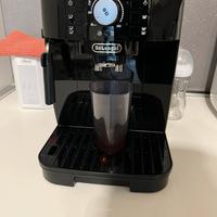 Macchina del caffè De longhi magnifica S