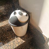 cestino a forma di panda