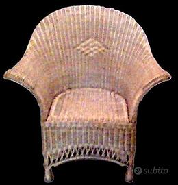 VECCHIA POLTRONA IN VIMINI
