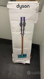 Dyson v 10 submarine igienizzata come nuova