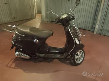 Vespa Piaggio LX150 ie