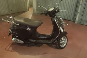 Vespa Piaggio LX150 ie