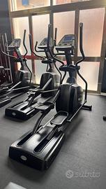 Attrezzi palestra Matrix e technogym