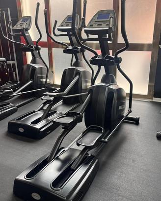 Attrezzi palestra Matrix e technogym