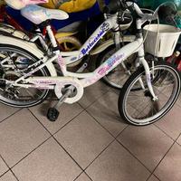 2 biciclette per bambine