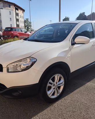 Nissan Qashqai 1.6 GPL gancio traino lavori certif