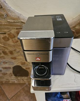 Bimby tm5 con accessori + macchina caffè Illy 