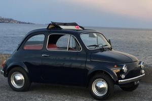 FIAT 500 L 1969 – Blu / interni rossi – Tetto apri