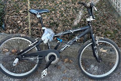 bicicletta BMX
