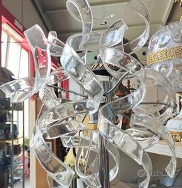 Piantana Metal Lux base cromata con elementi vetro