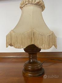Vecchia lampada da tavolo abat jour legno tornito