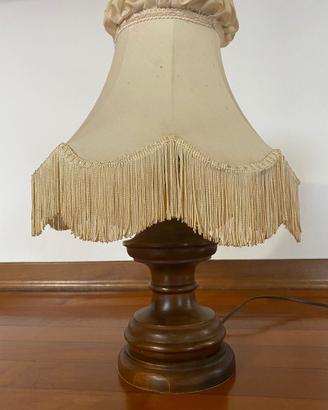 Vecchia lampada da tavolo abat jour legno tornito
