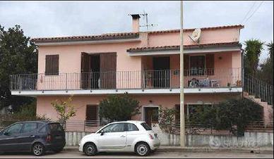 Immobile in asta di 202 m² con 4 locali a Arzachen