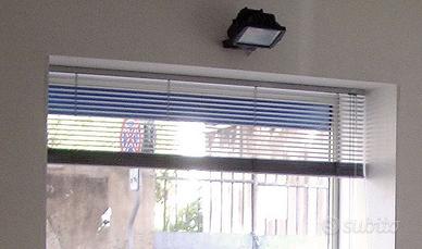 Tenda veneziana in alluminio, marca Mottura