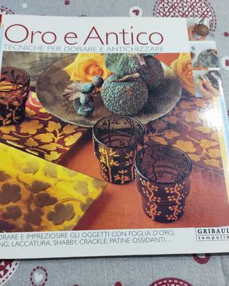 libro  oro e antico 