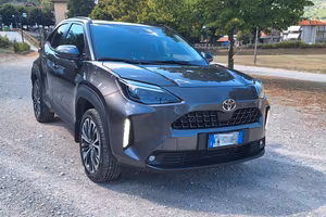 Toyota Yaris Cross 2024 - Lounge + Teck Pack