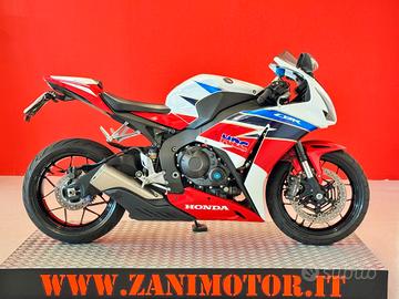Honda CBR 1000 RR Fireblade -2016- KM.25700