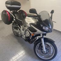 Yamaha FZS 600 Fazer - 2004